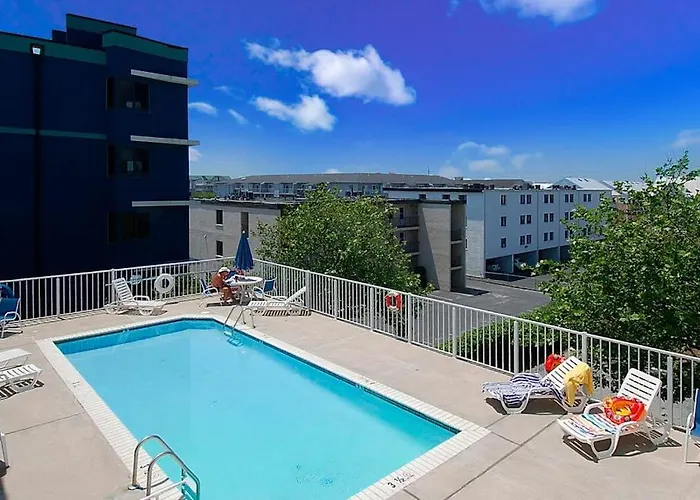 Waterfront Family-friendly With Private Balcony Ac Shared Outdoor Pool