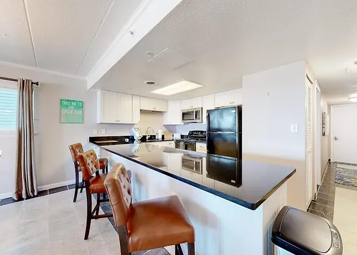 Waterfront Family-friendly With Private Balcony Ac Shared Outdoor Pool