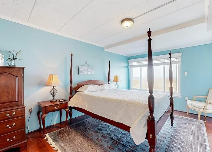 Waterfront Family-friendly With Private Balcony Ac Shared Outdoor Pool