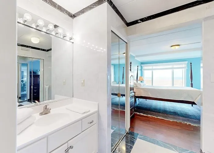 Waterfront Family-friendly With Private Balcony Ac Shared Outdoor Pool * Ocean City