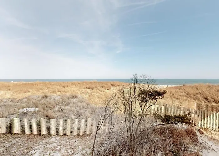 Waterfront Family-friendly With Private Balcony Ac Shared Outdoor Pool Ocean City